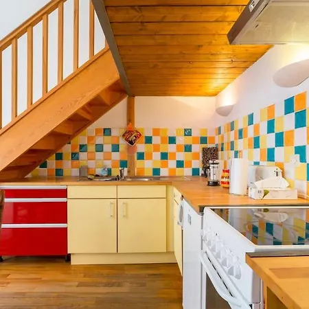 Beau Canut A Cote Du Gros Cailloux Apartment