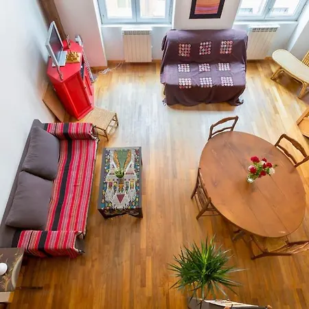 Apartment Beau Canut A Cote Du Gros Cailloux Lyon
