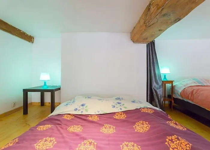 Beau Canut A Cote Du Gros Cailloux Lyon